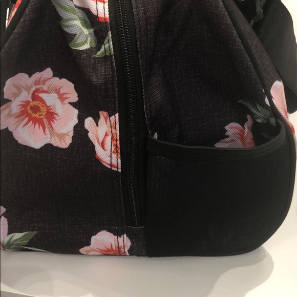 Vooray Burner Gym Bag - Rose Black - Picture 14 of 14